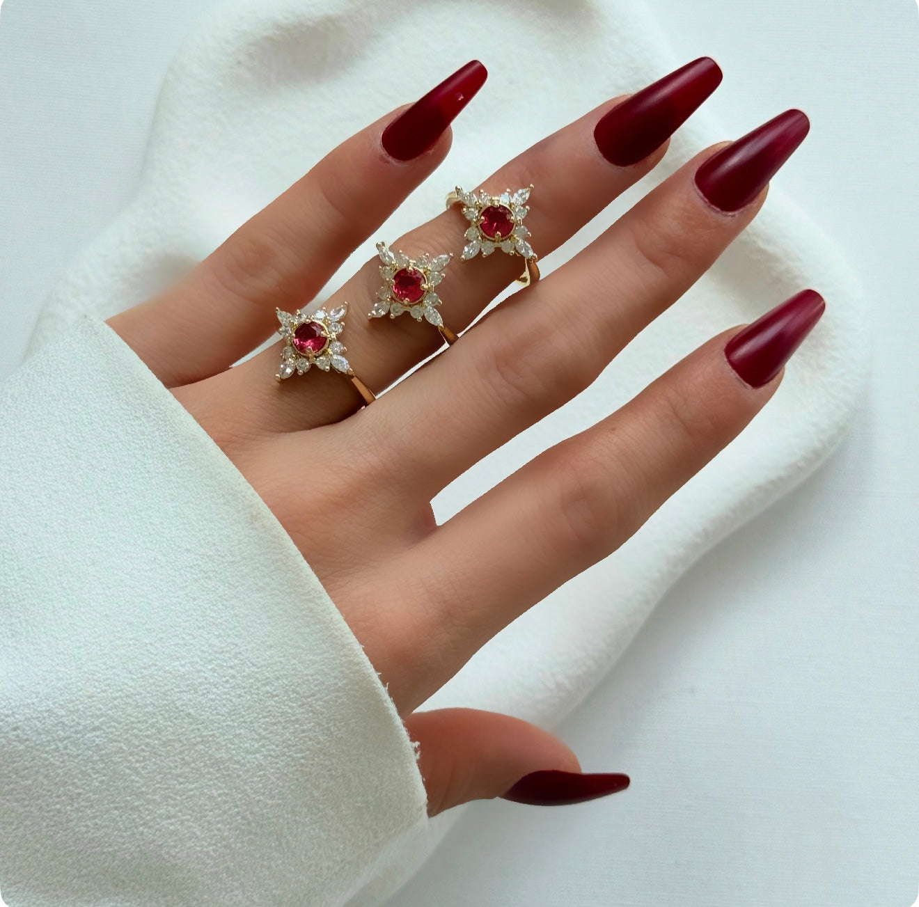 ᴡᴏᴍᴇɴ'ꜱ ʀɪɴɢ ᴡɪᴛʜ ꜱᴛᴀʀ-ɪɴꜱᴘɪʀᴇᴅ ᴅᴇꜱɪɢɴ