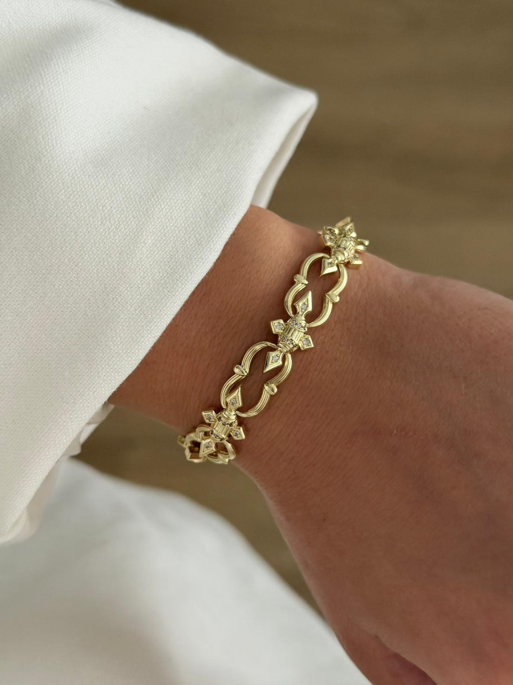 ꜱᴘᴇᴄɪᴀʟ ᴇᴅɪᴛɪᴏɴ ꜱᴛᴇᴇʟ ʙʀᴀᴄᴇʟᴇᴛ