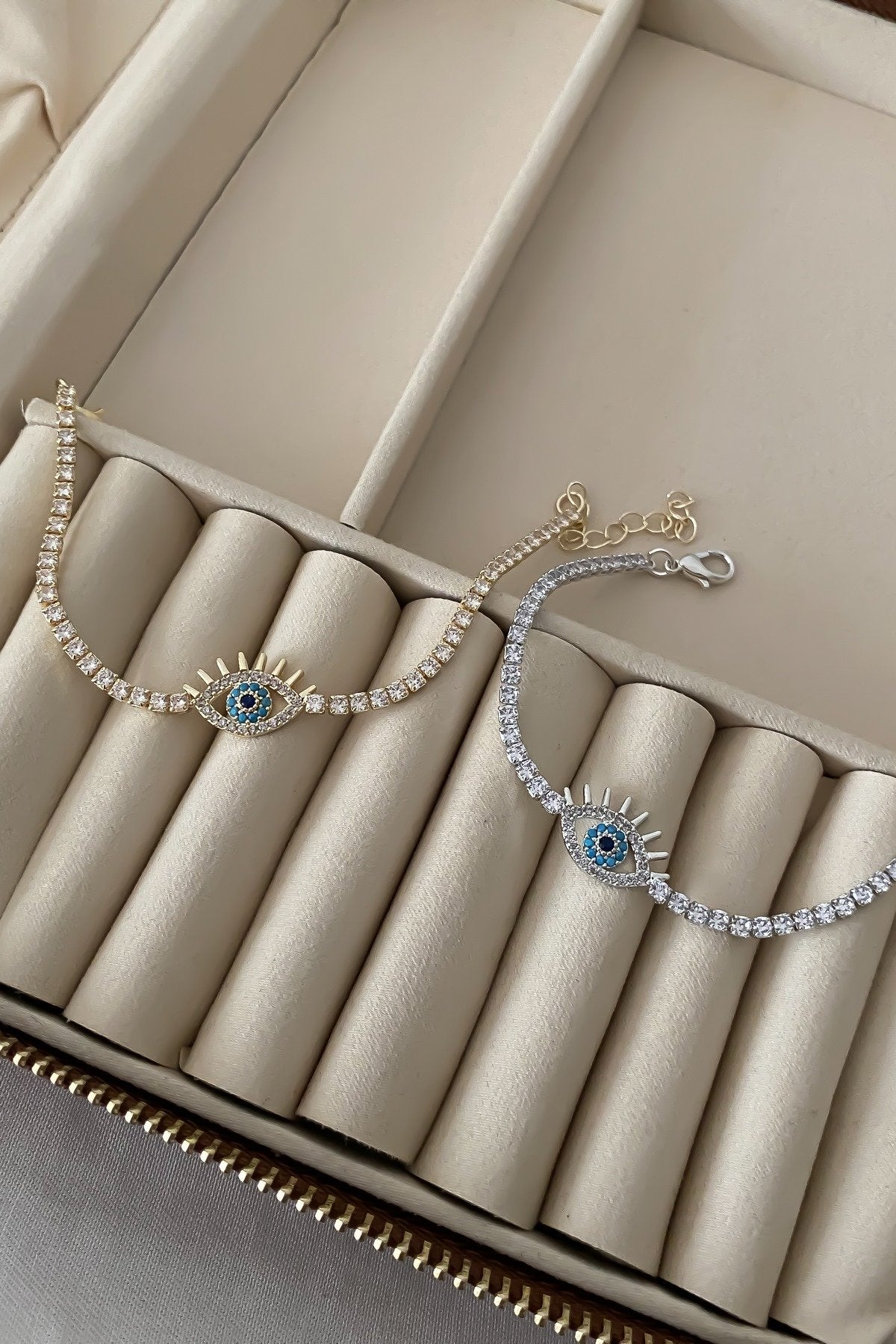 ᴇʏᴇʟᴀꜱʜ ᴅᴇᴛᴀɪʟ ᴡᴀᴛᴇʀᴡᴀʏ ʙʀᴀᴄᴇʟᴇᴛ (𝟤𝟢ᴄᴍ)